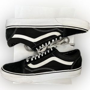 Old Skool vans - in mint condition